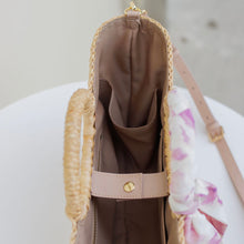 Load image into Gallery viewer, Magariz (Pale pink)
